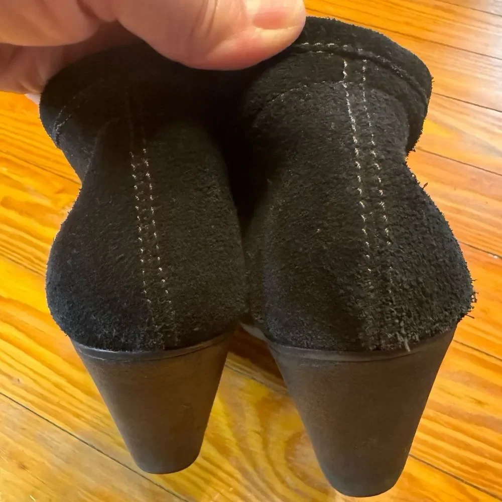 Bjorndal Black Suede Bexley‎ Booties Size 8